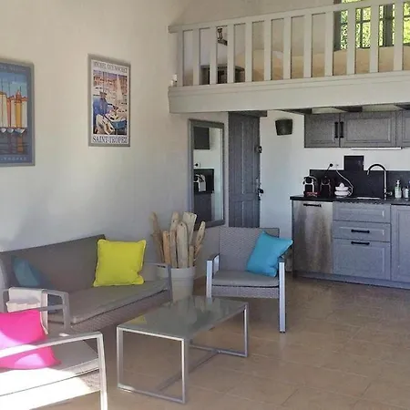 With Private Terrace And Sea View, Holiday home *